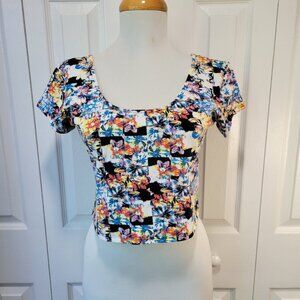 XHILARATION Floral Scoop Neck Crop Top sz L EUC Spring Summer Festival Boho